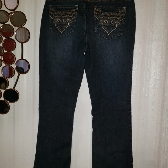 Ladies jeans - Picture 2 of 6